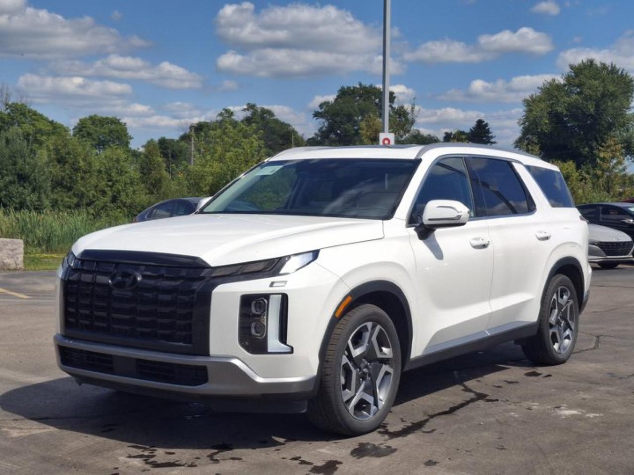Used 2023 Hyundai PALISADE Preferred AWD | Sunroof | Adaptive Cruise | Apple CarPlay | Android Auto | Remote Start | and More ! for sale in Guelph, ON