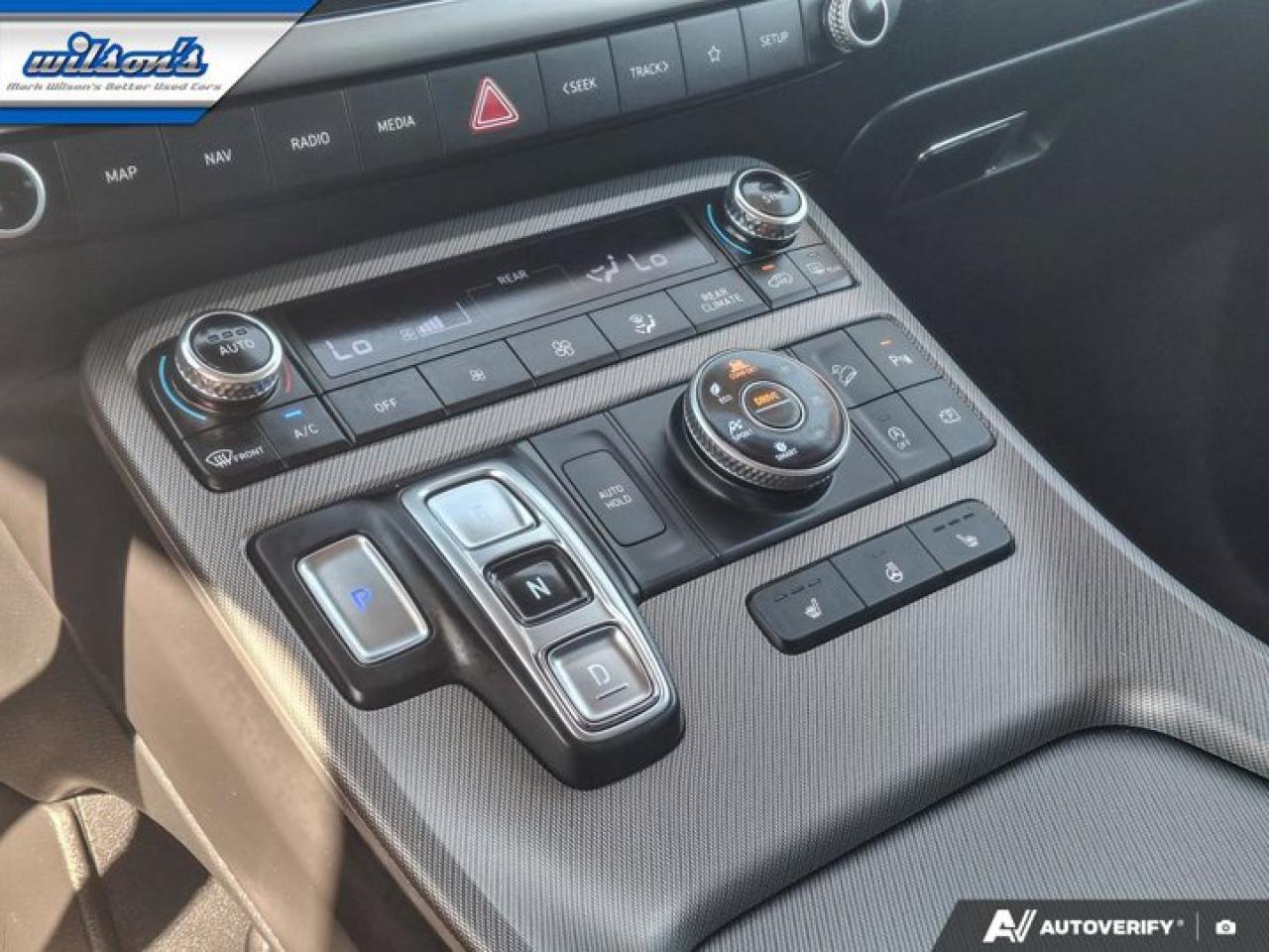 2023 Hyundai PALISADE Preferred AWD | Sunroof | Adaptive Cruise | Apple CarPlay | Android Auto | Remote Start | and More ! Photo