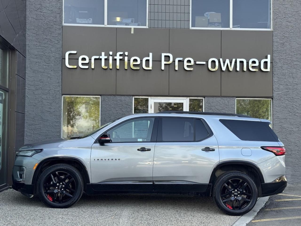 Used 2023 Chevrolet Traverse PREMIER w/ TOP MODEL / NAVIGATION / PANO ROOF for sale in Calgary, AB