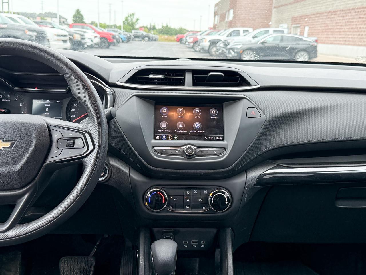 2023 Chevrolet TrailBlazer LT 1.3L 3 CYL WITH REMOTE START/ENTRY, HEATED SEATS, HD REAR VISION CAMERA, APPLE CARPLAY AND ANDROID AUTO Photo