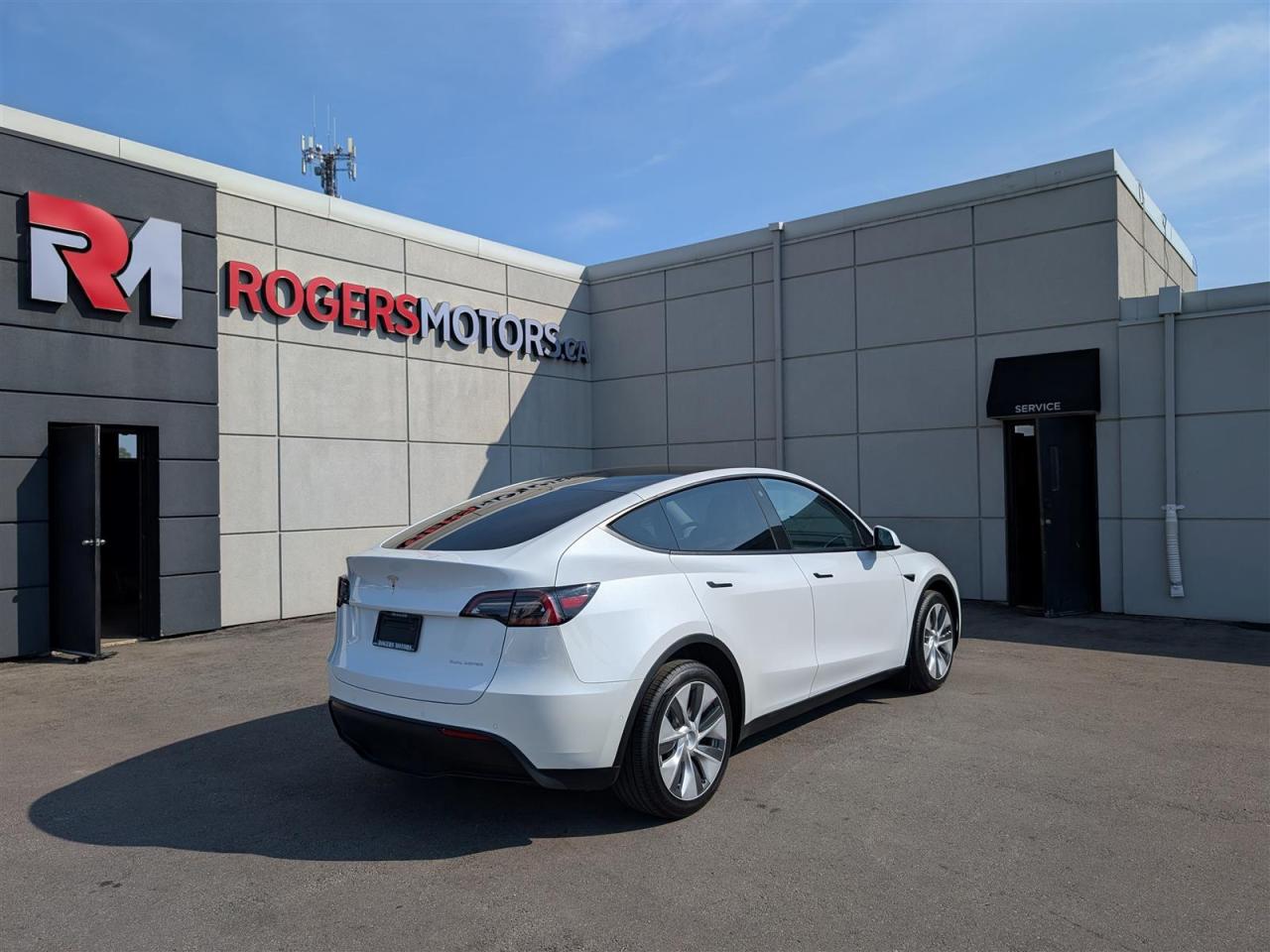 2021 Tesla Model Y LONG RANGE AWD - DUAL MOTOR