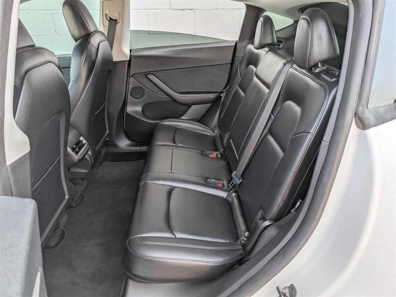 2021 Tesla Model Y LONG RANGE AWD - DUAL MOTOR