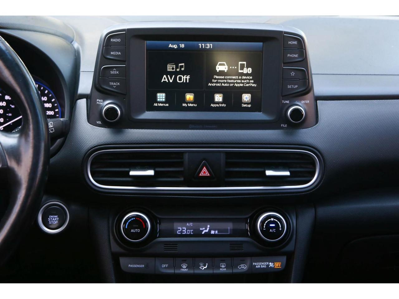 2020 Hyundai KONA Luxury Plus Roof AWD Photo