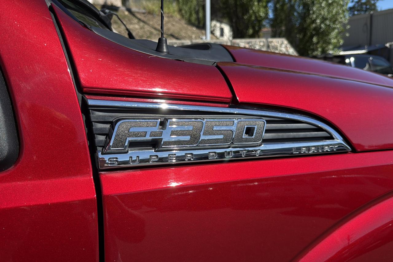 2015 Ford F-350 Super Duty SRW Lariat Photo