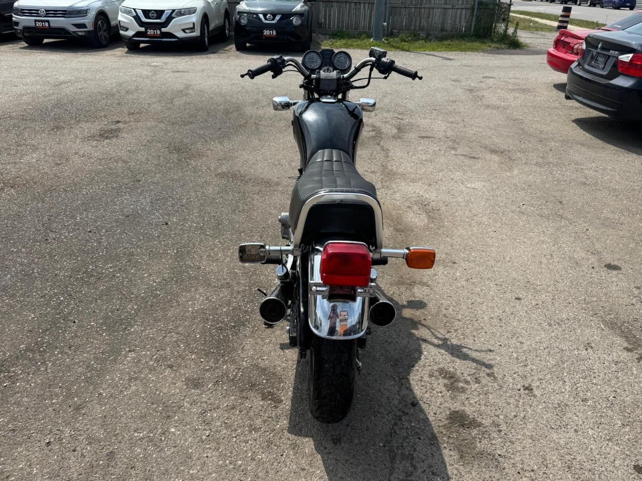1983 Suzuki GSX-R600 Tempter, GR650, ONLY 10000KMS, RUNS AND DRIVES - Photo #6