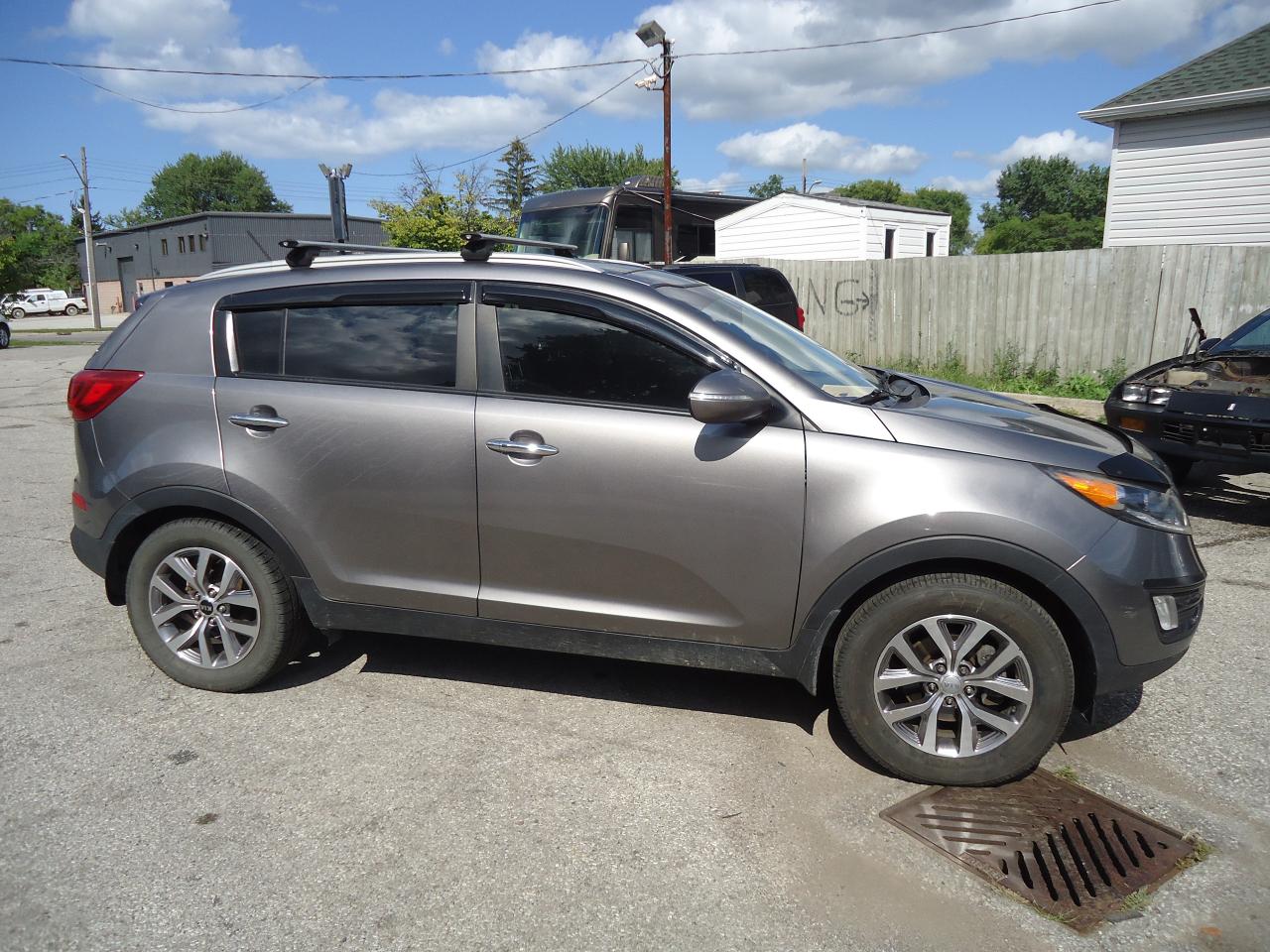 2015 Kia Sportage FWD 4dr Auto EX Photo2