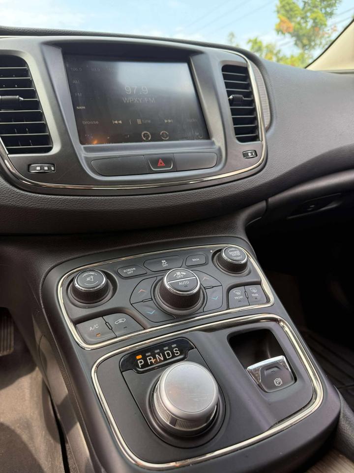 2015 Chrysler 200 4DR SDN C AWD - Photo #17