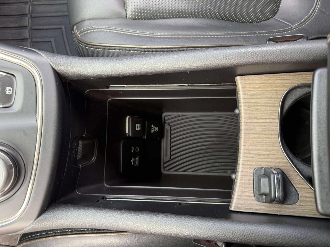 2015 Chrysler 200 4DR SDN C AWD - Photo #20