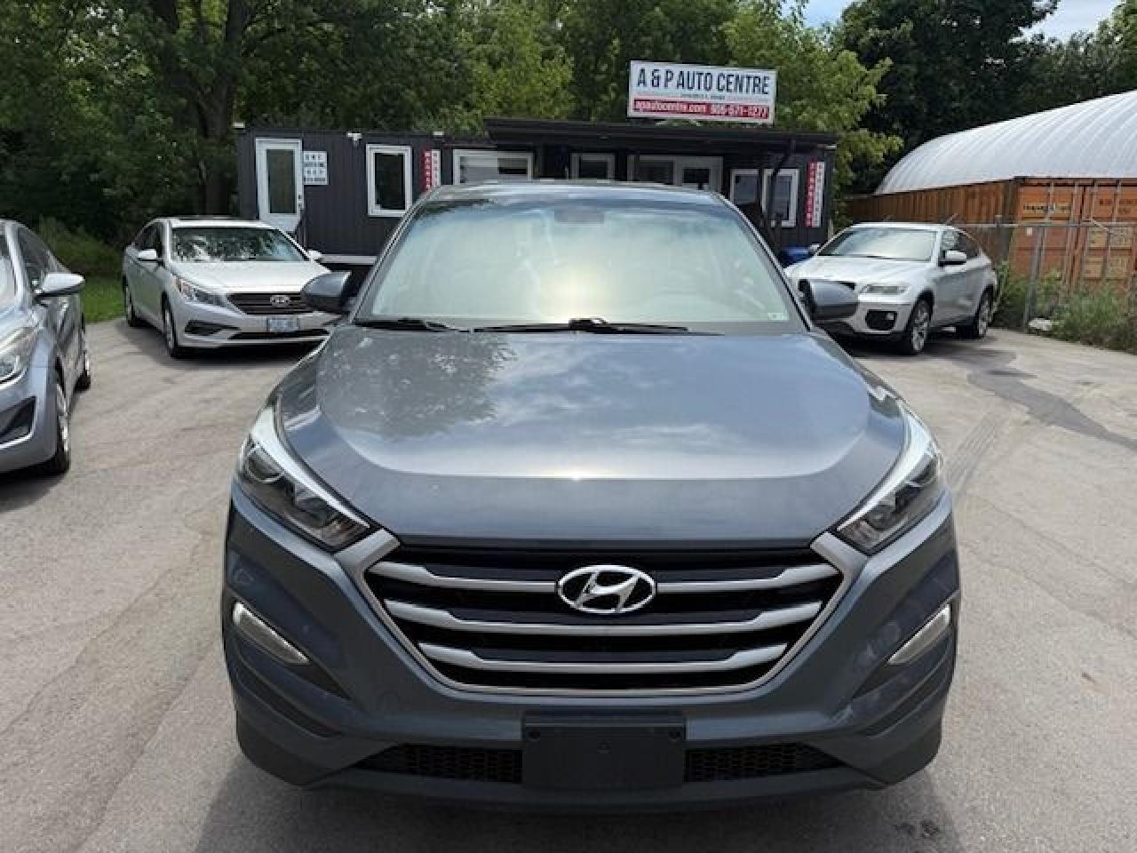 2017 Hyundai Tucson SE - Photo #2