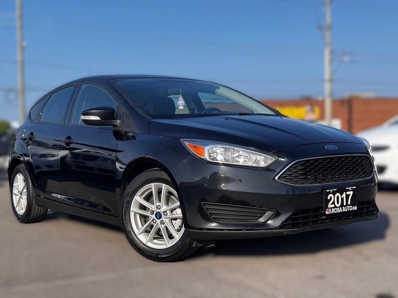 2017 Ford Focus AUTO HATCHBACK BACKUP CAM WINTER TIRES INCLUDED BT - Photo #1