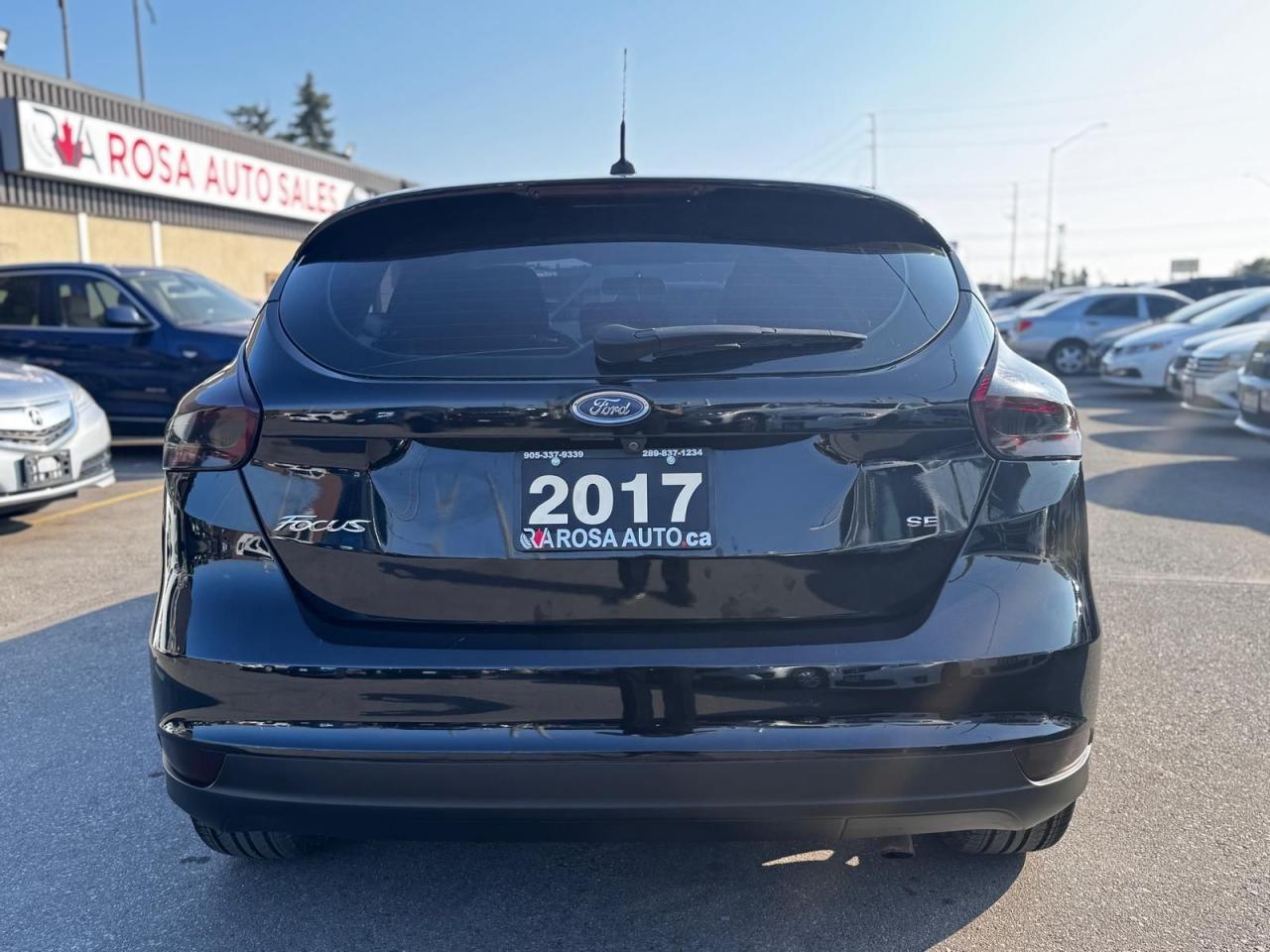 2017 Ford Focus AUTO HATCHBACK BACKUP CAM WINTER TIRES INCLUDED BT - Photo #6