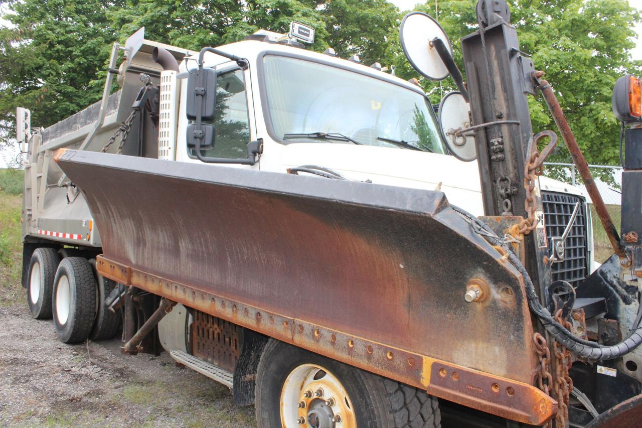 2013 Volvo VHD D13 Photo