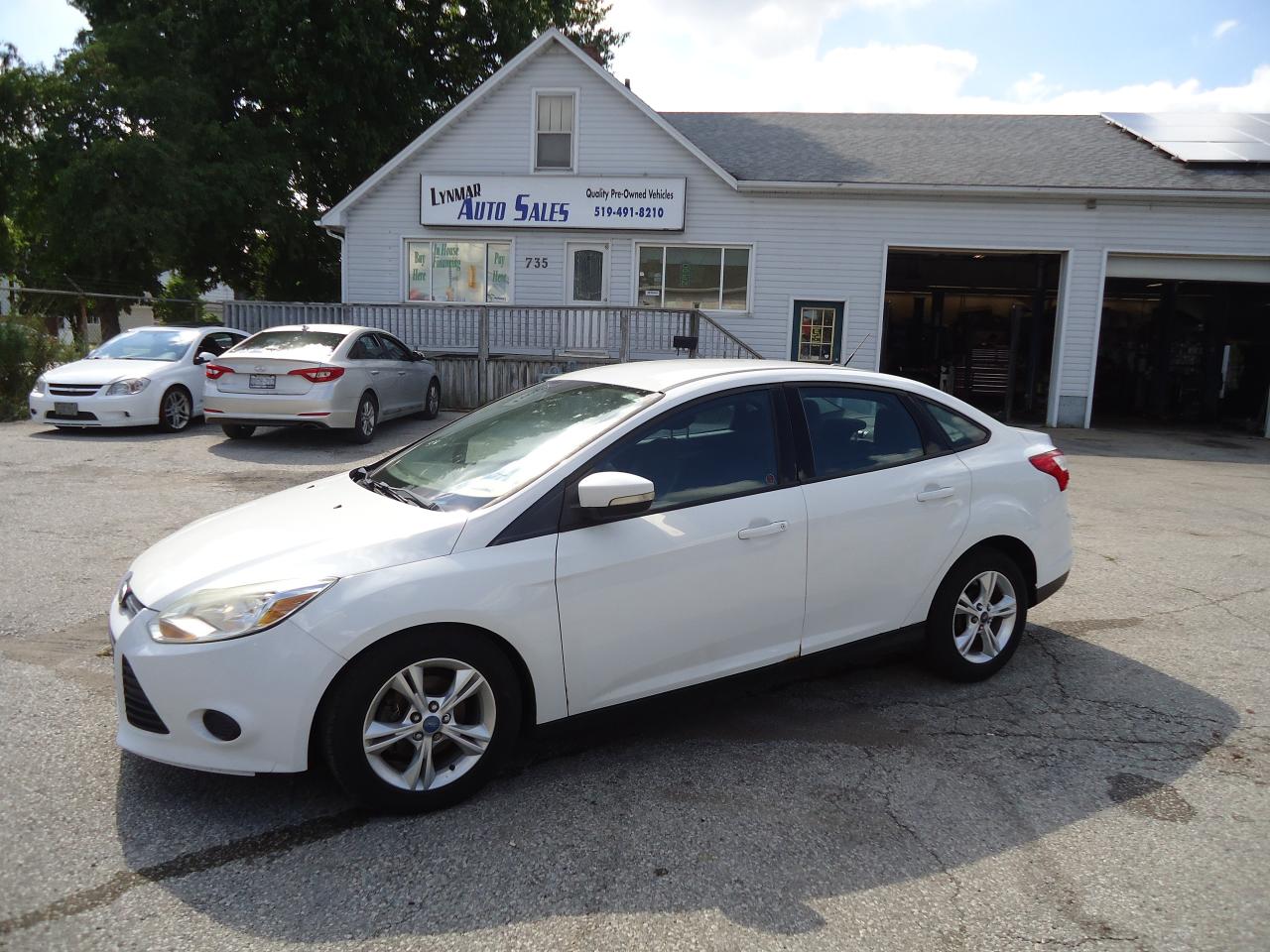 Used 2013 Ford Focus 4DR SDN SE for sale in Sarnia, ON