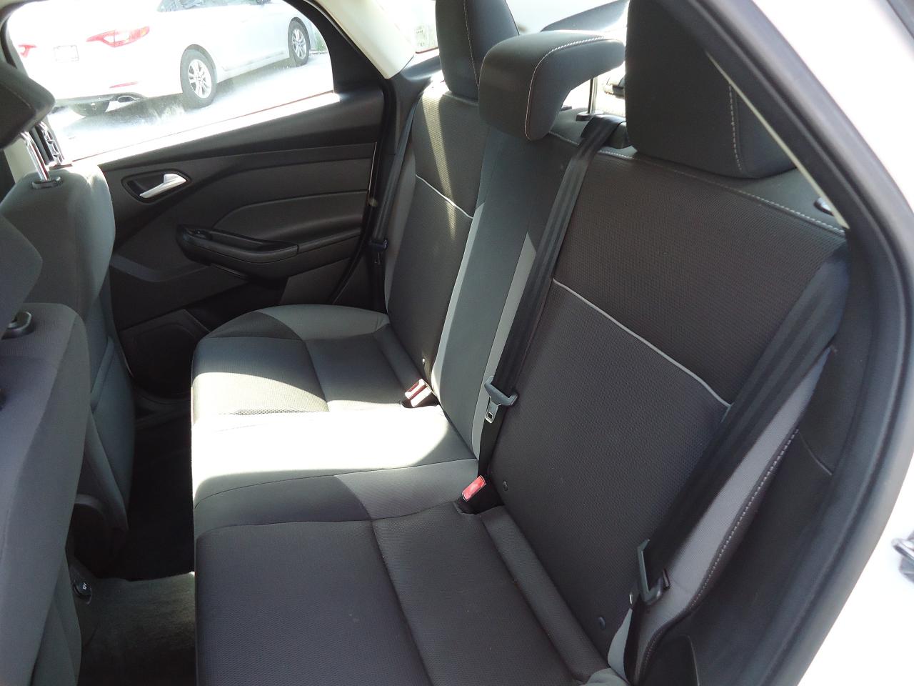 2013 Ford Focus 4DR SDN SE - Photo #5