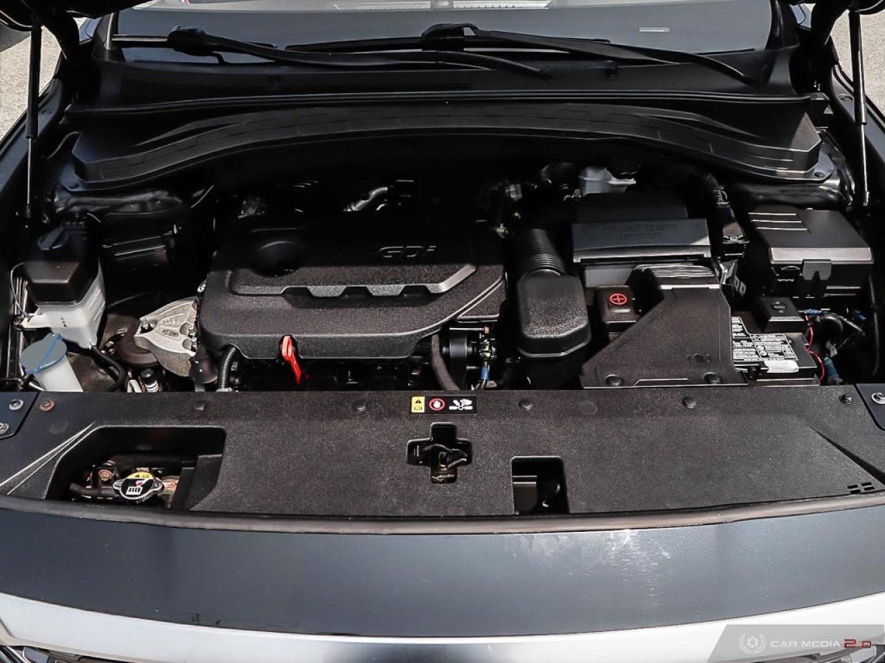 2020 Hyundai Santa Fe 2.4L Preferred AWD w/Sun/Leather Package Photo