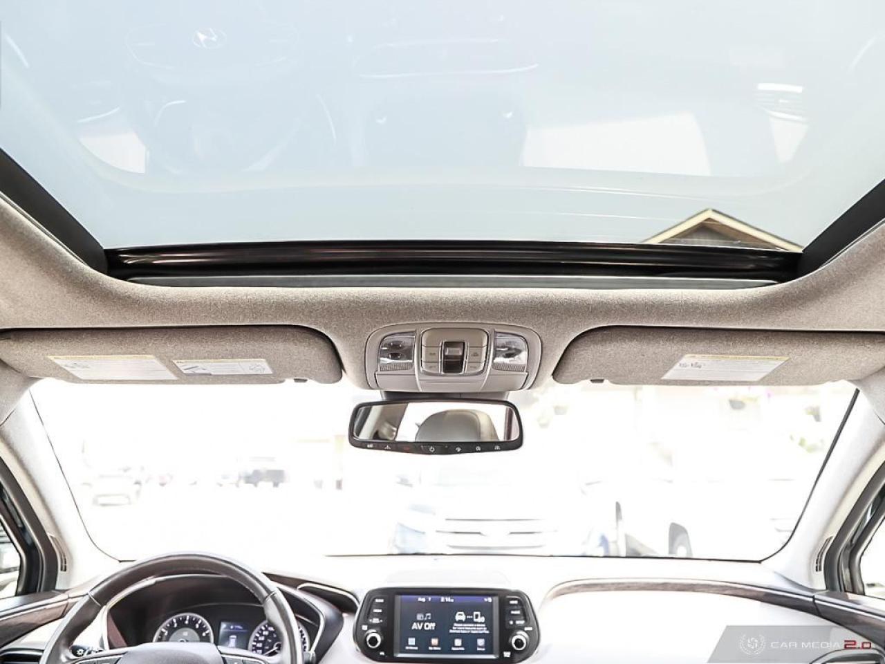 2020 Hyundai Santa Fe 2.4L Preferred AWD w/Sun/Leather Package Photo