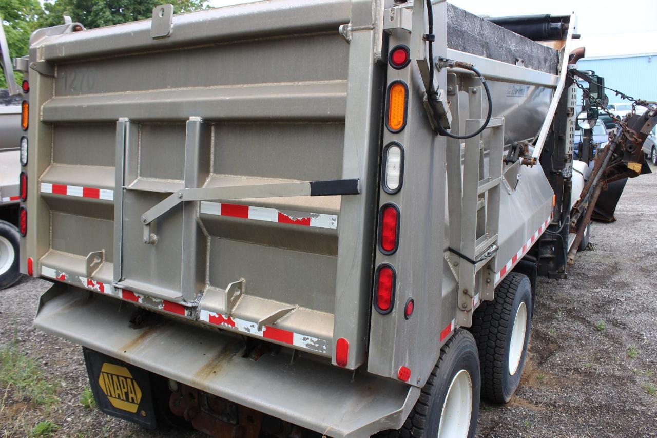2012 Volvo VHD D13 Photo