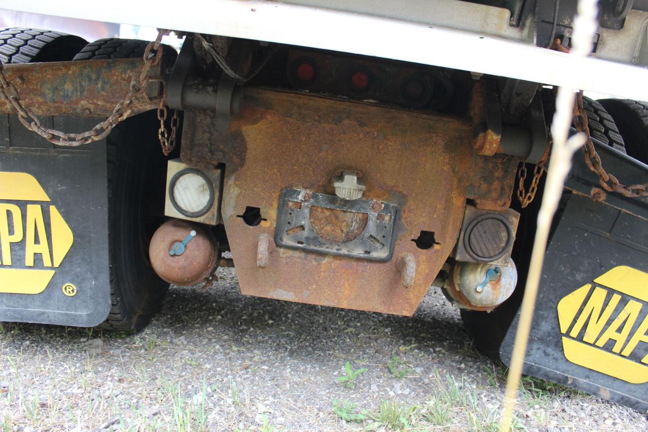 2012 Volvo VHD D13 Photo