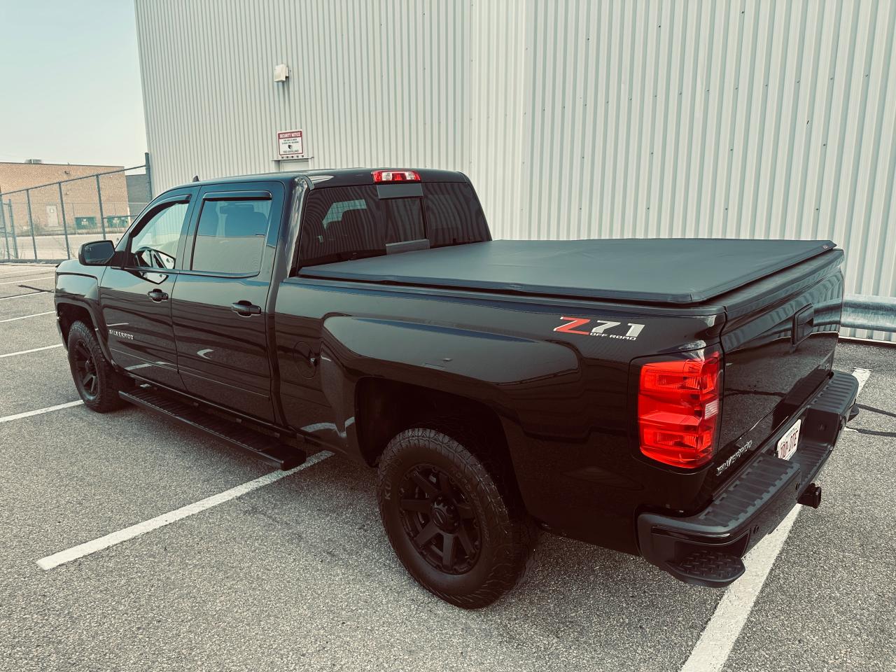 2018 Chevrolet Silverado 1500 Crew Cab 2LT Z71 6.5 FT Box Photo4