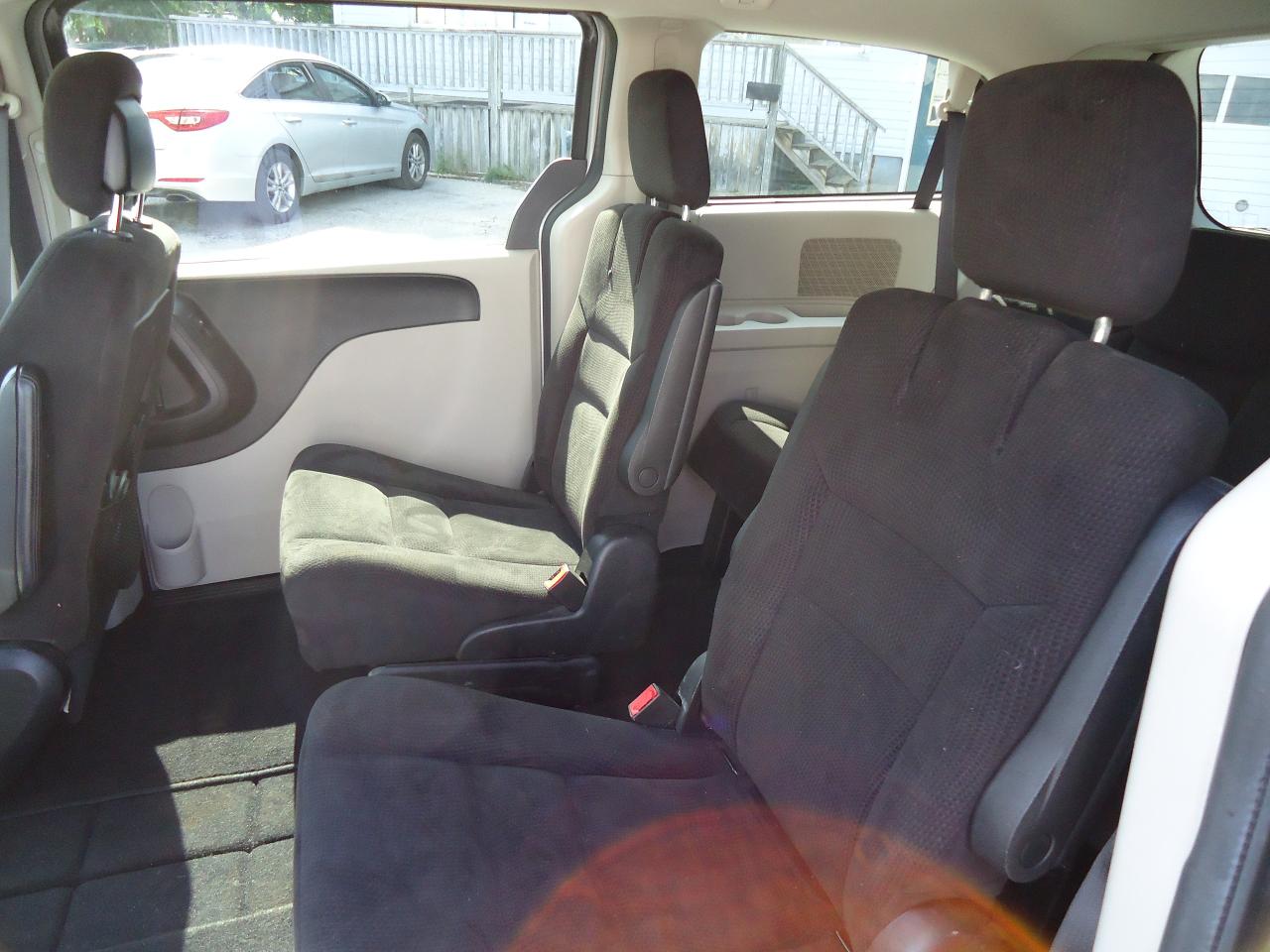 2015 Dodge Grand Caravan 4dr Wgn SXT - Photo #6