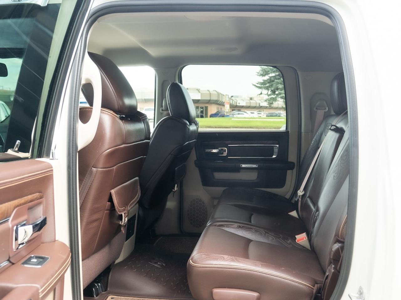 2016 RAM 2500 Longhorn Mega Cab Diesel Photo18