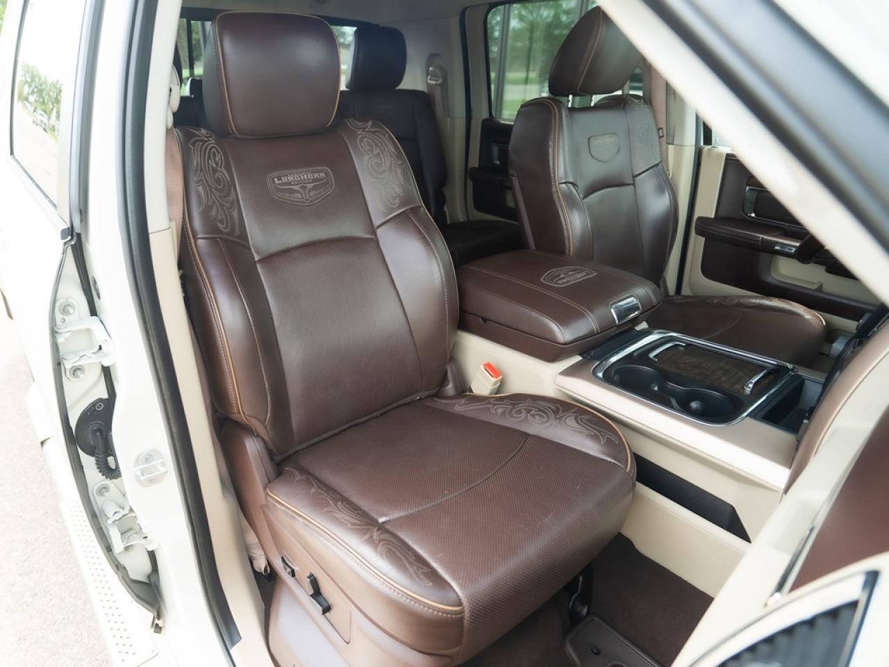 2016 RAM 2500 Longhorn Mega Cab Diesel Photo20