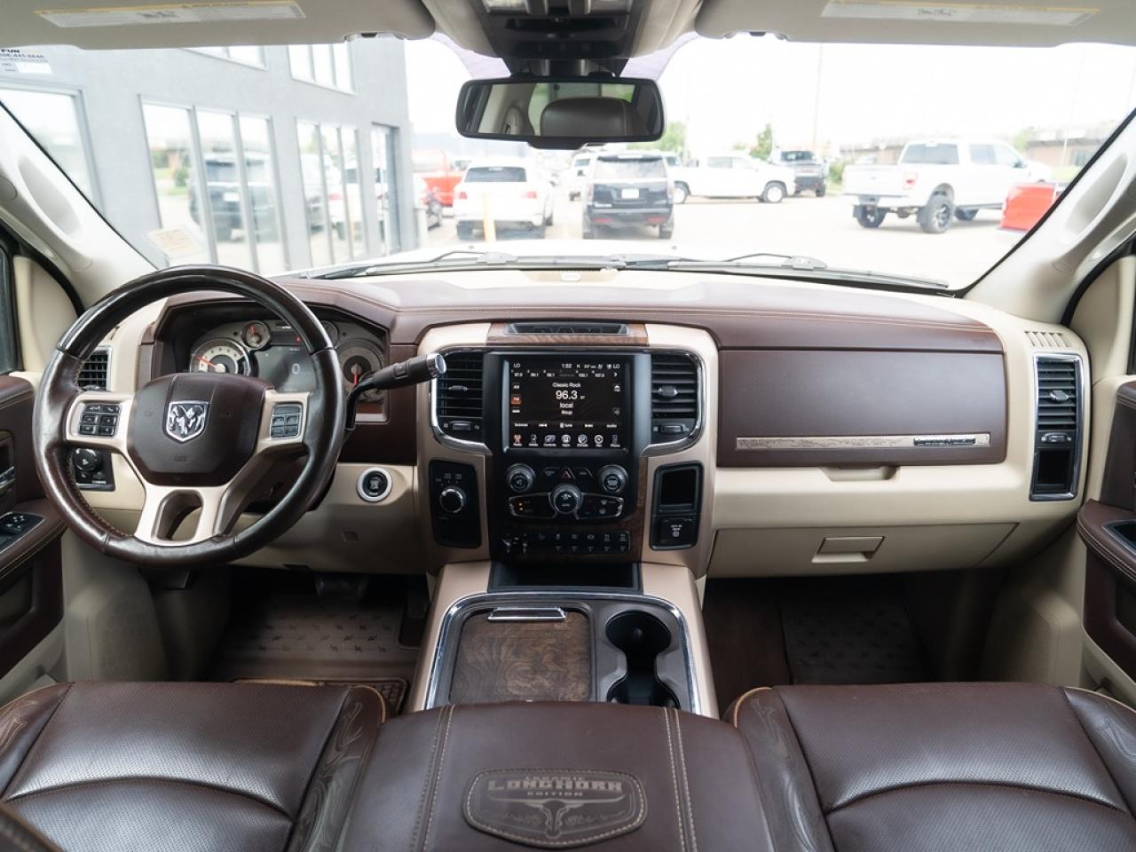 2016 RAM 2500 Longhorn Mega Cab Diesel Photo29