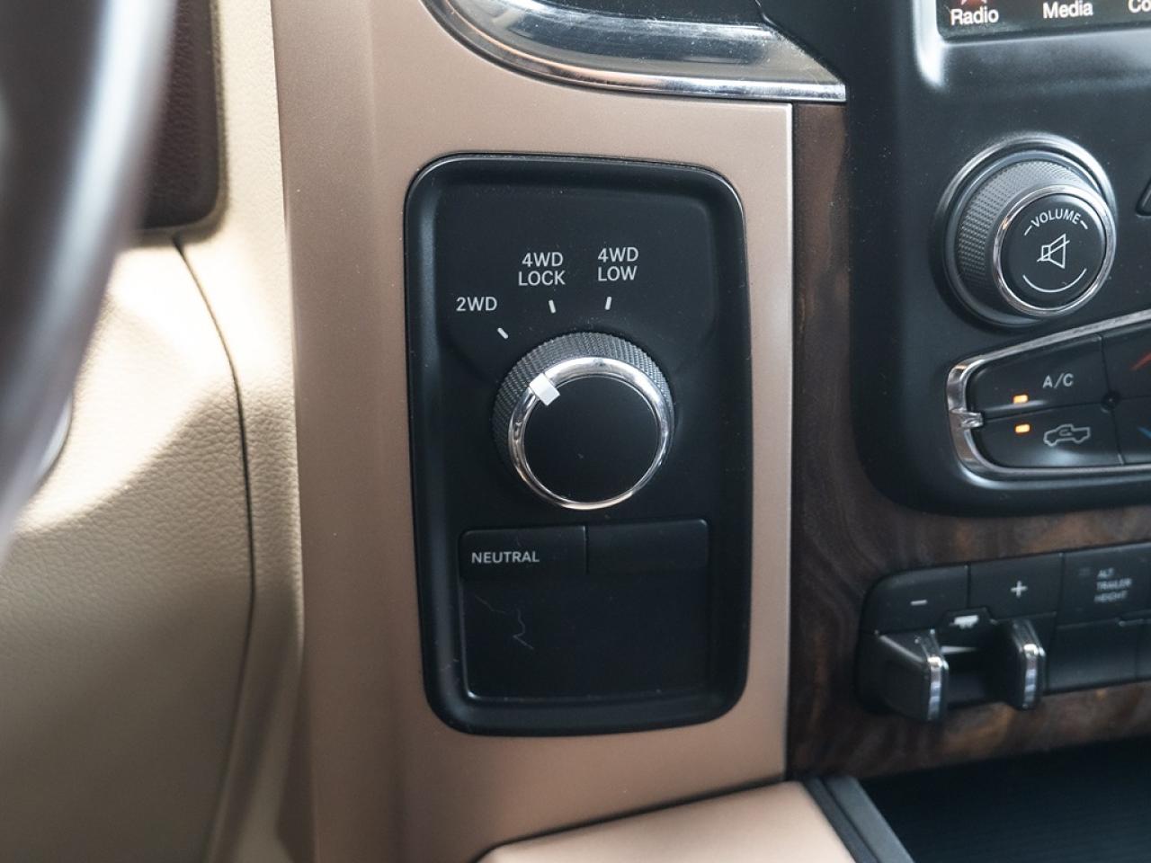 2016 RAM 2500 Longhorn Mega Cab Diesel Photo12