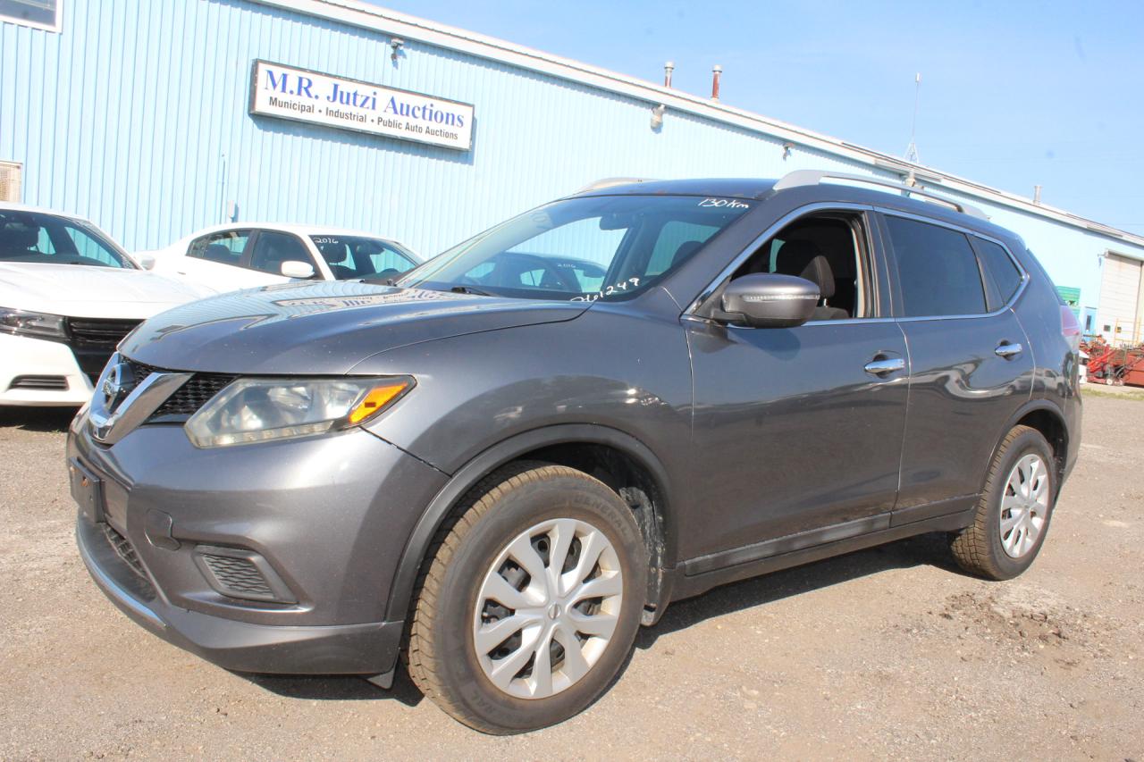 Used 2015 Nissan Rogue S for sale in Breslau, ON