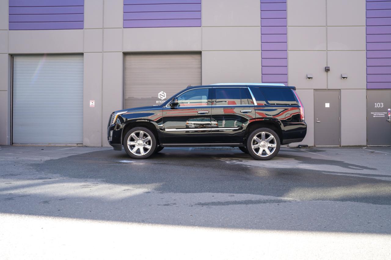 2018 Cadillac Escalade 4WD 4dr - Photo #2