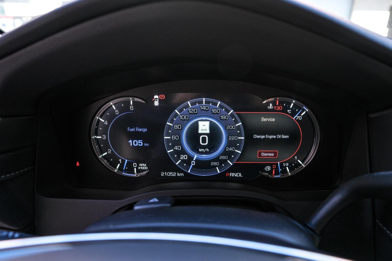 2018 Cadillac Escalade 4WD 4dr - Photo #9
