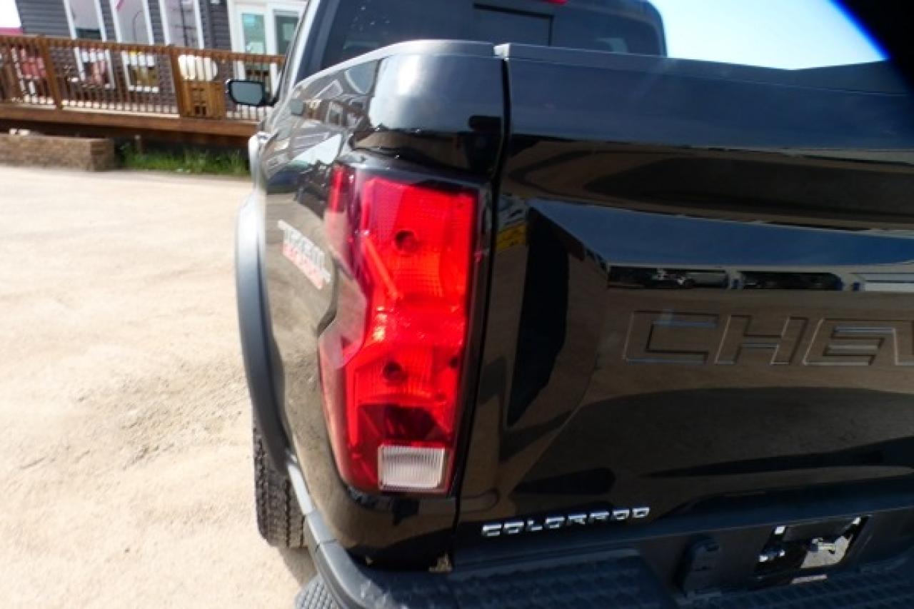 2023 Chevrolet Colorado Trail Boss 4WD Crew Cab w/Power cloth, NAV, BUC - Photo #30