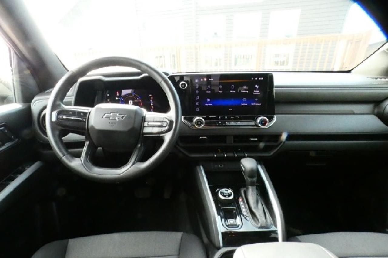2023 Chevrolet Colorado Trail Boss 4WD Crew Cab w/Power cloth, NAV, BUC - Photo #11