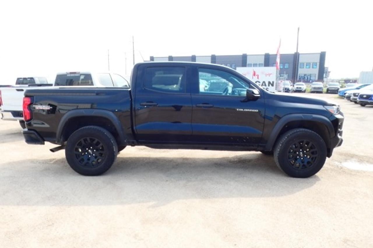2023 Chevrolet Colorado Trail Boss 4WD Crew Cab w/Power cloth, NAV, BUC - Photo #5