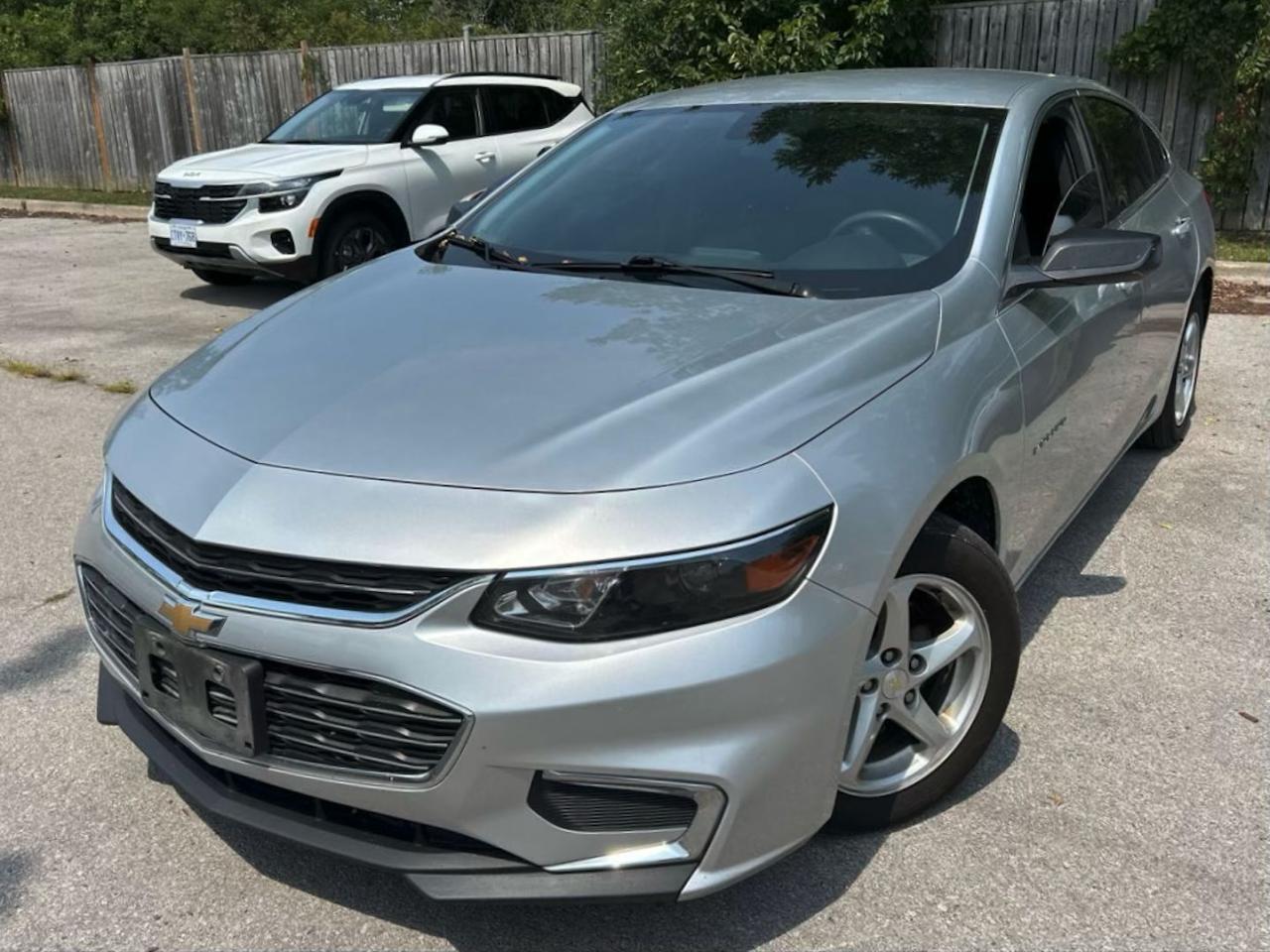 Used 2018 Chevrolet Malibu LS | Bluetooth | Cold AC | Reverse Cam | Alloys ++ for sale in Oshawa, ON