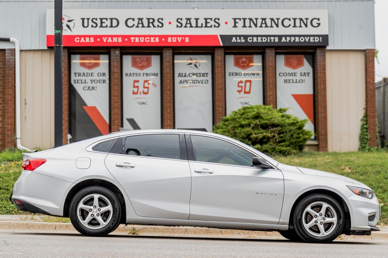2018 Chevrolet Malibu LS | Bluetooth | Cold AC | Reverse Cam | Alloys ++