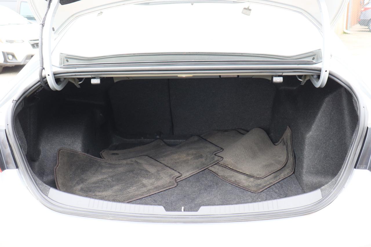 2018 Chevrolet Malibu LS | Bluetooth | Cold AC | Reverse Cam | Alloys ++ Photo