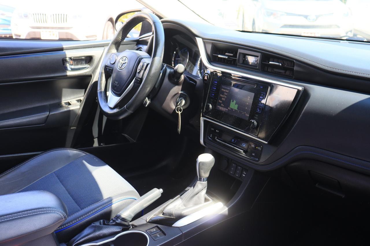 2017 Toyota Corolla SE | Auto | Leather | Roof | Cam | Cold AC & More Photo32