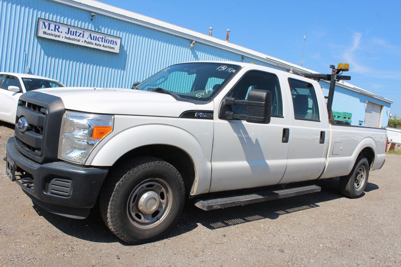 Used 2016 Ford SUPER DUTY F-250 SRW XL for sale in Breslau, ON