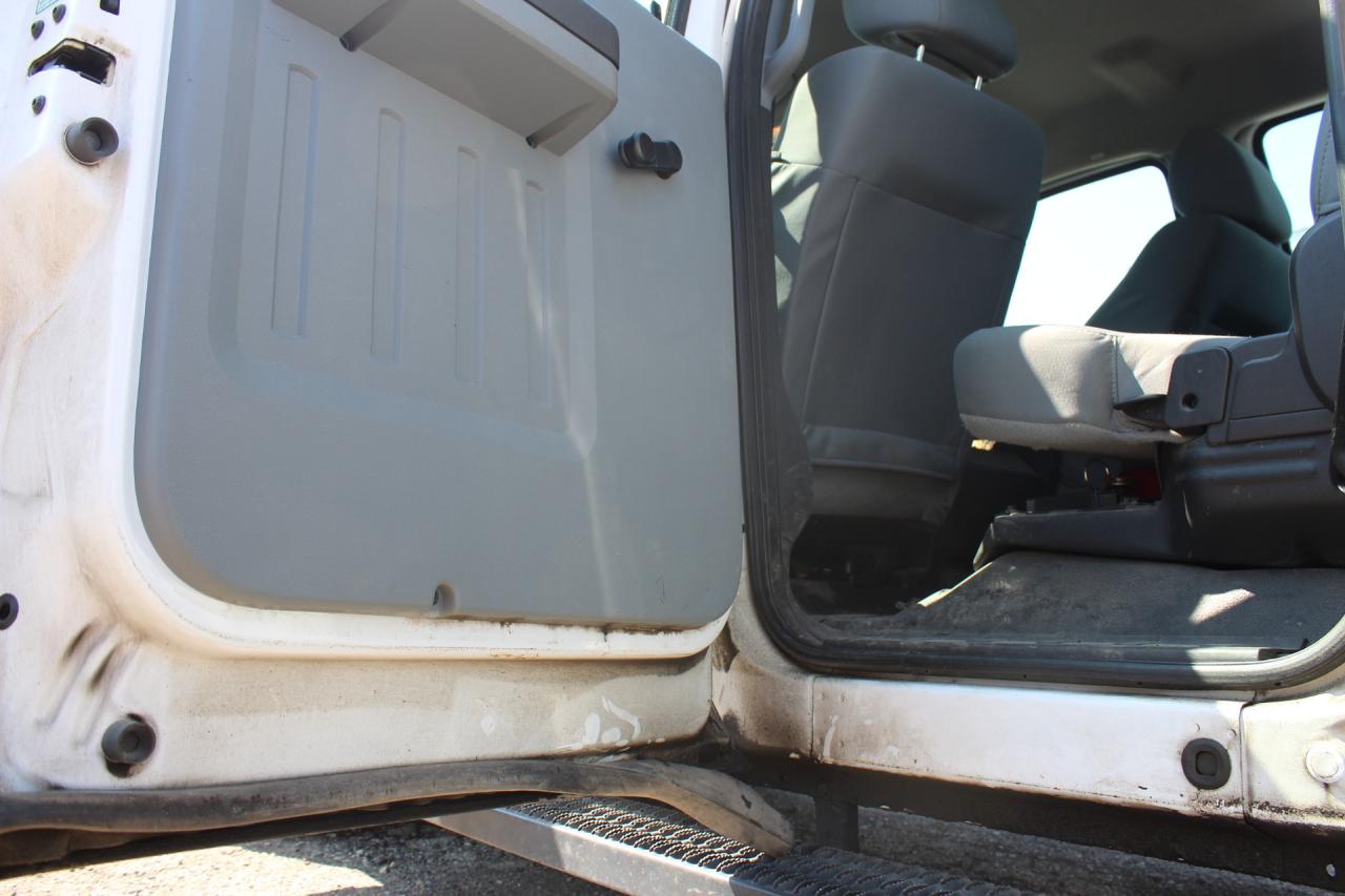 2016 Ford SUPER DUTY F-250 SRW XL Photo