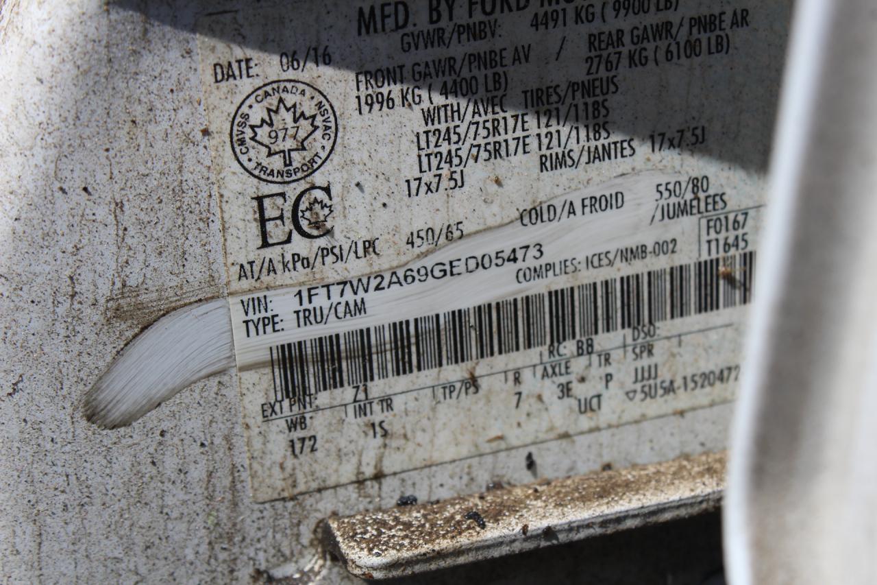 2016 Ford SUPER DUTY F-250 SRW XL Photo