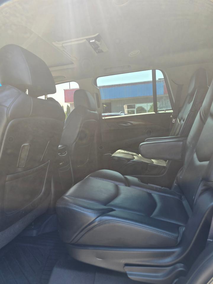 2015 Cadillac Escalade 4WD 4DR PREMIUM - Photo #26