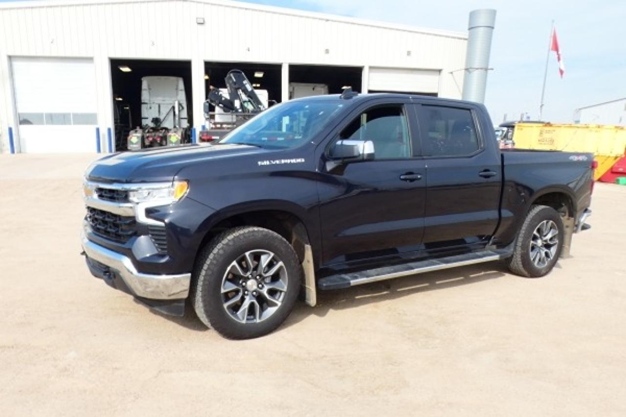 2023 Chevrolet Silverado 1500 LT w/Htd Leather, NAV ready, BUC - Photo #2