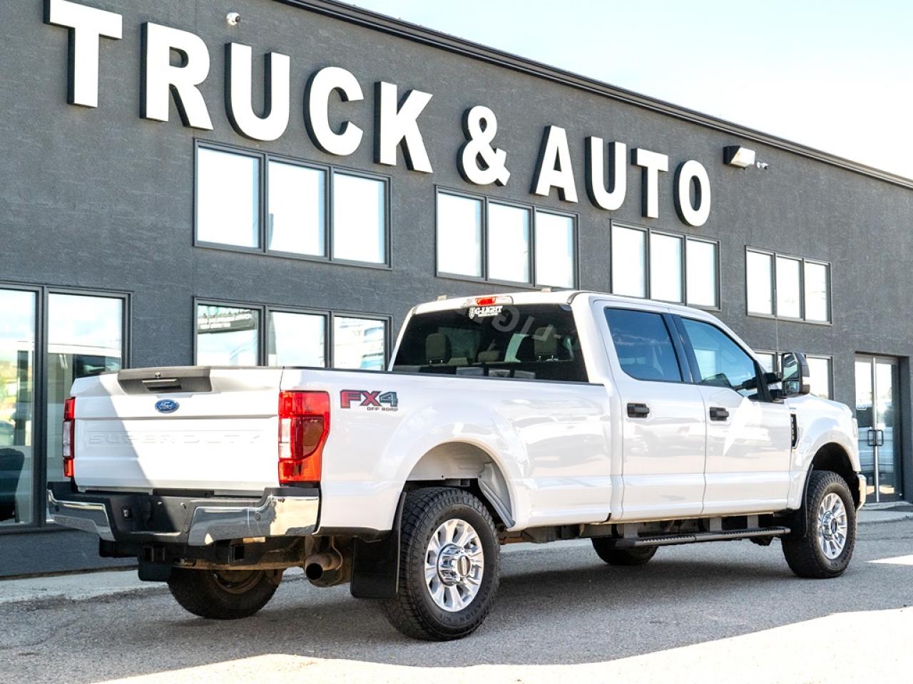 2022 Ford SUPER DUTY F-350 SRW XLT Photo27