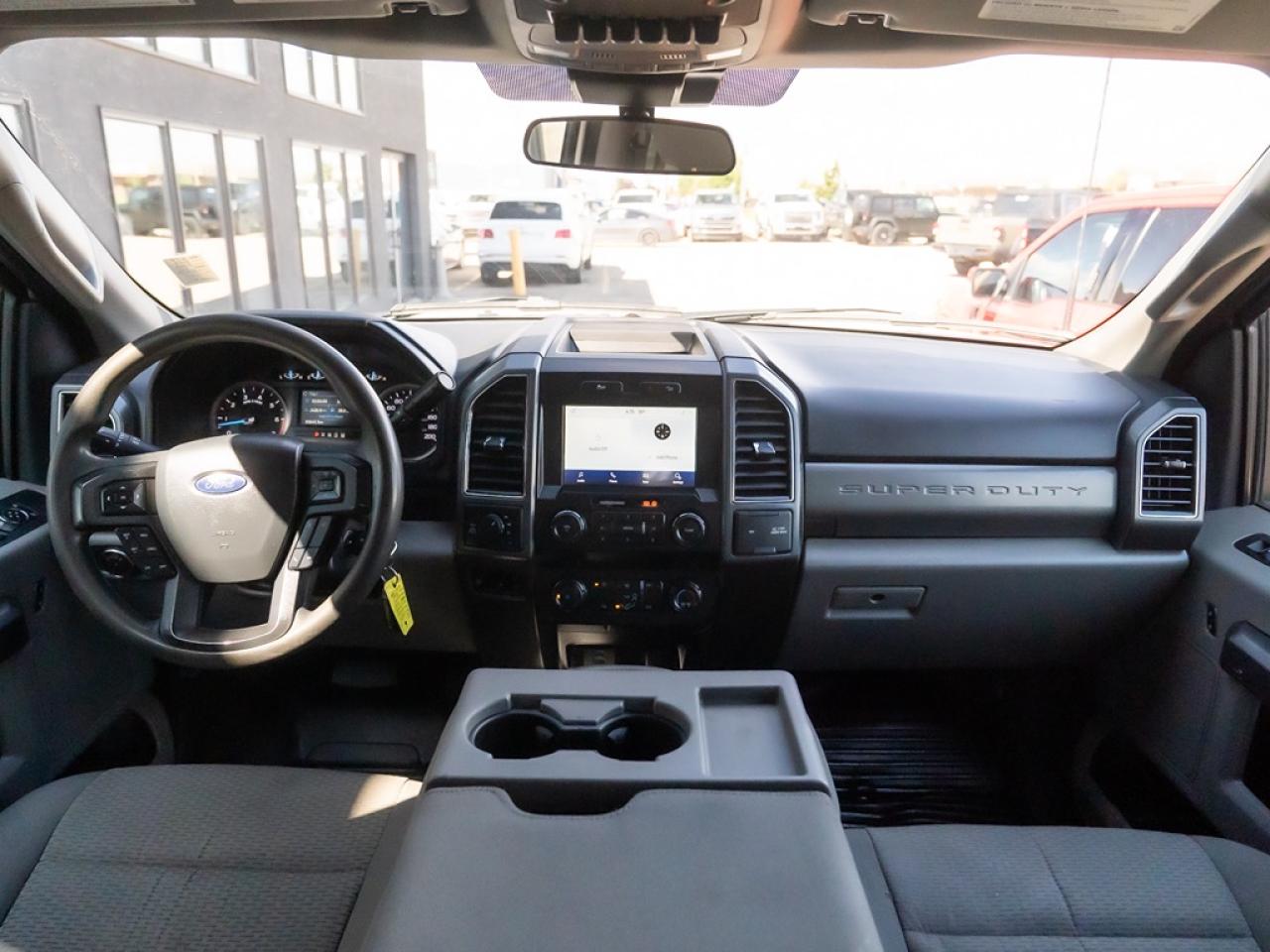 2022 Ford SUPER DUTY F-350 SRW XLT Photo7