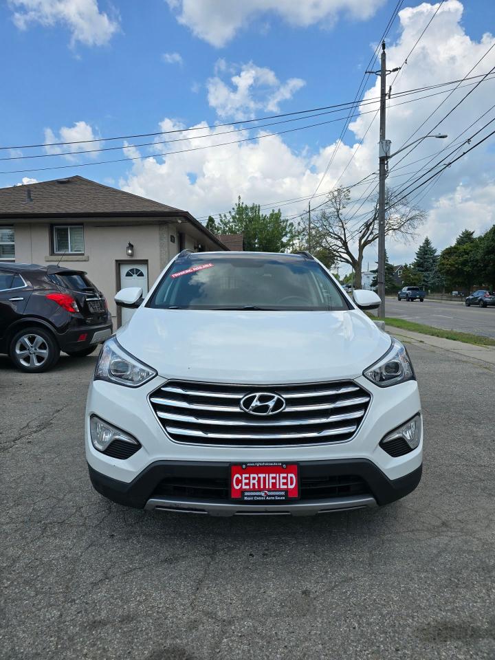 2015 Hyundai Santa Fe XL AWD 4dr 3.3L Auto Luxury - Photo #4