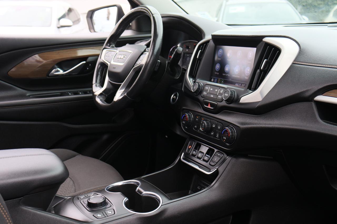 2018 GMC Terrain SLE | AWD | Pano Roof | Nav | Cam | Cold AC & More Photo33