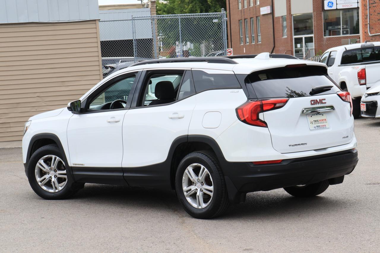 2018 GMC Terrain SLE | AWD | Pano Roof | Nav | Cam | Cold AC & More Photo7
