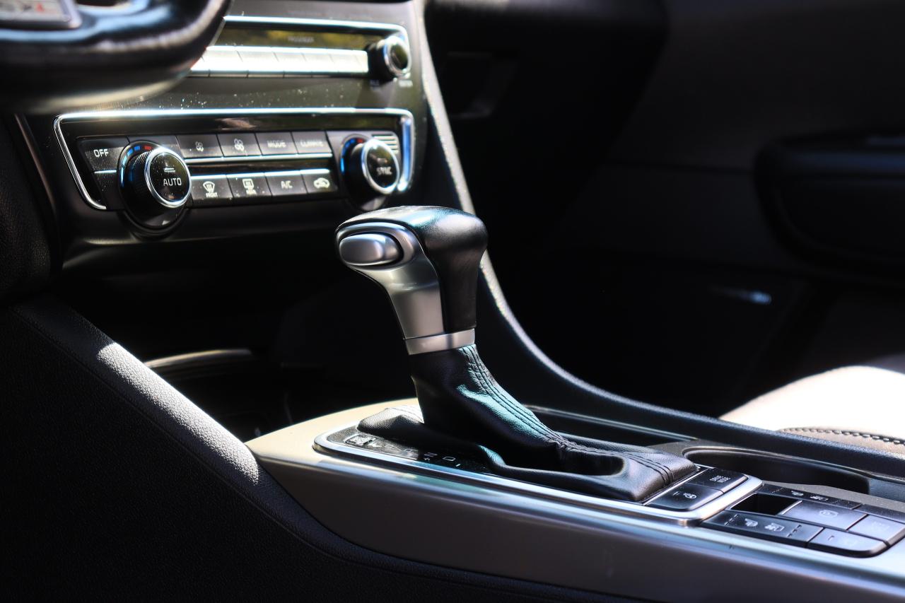 2018 Kia Optima SXL Turbo | Leather | Pano Roof | Nav | Cam | AC++ Photo69