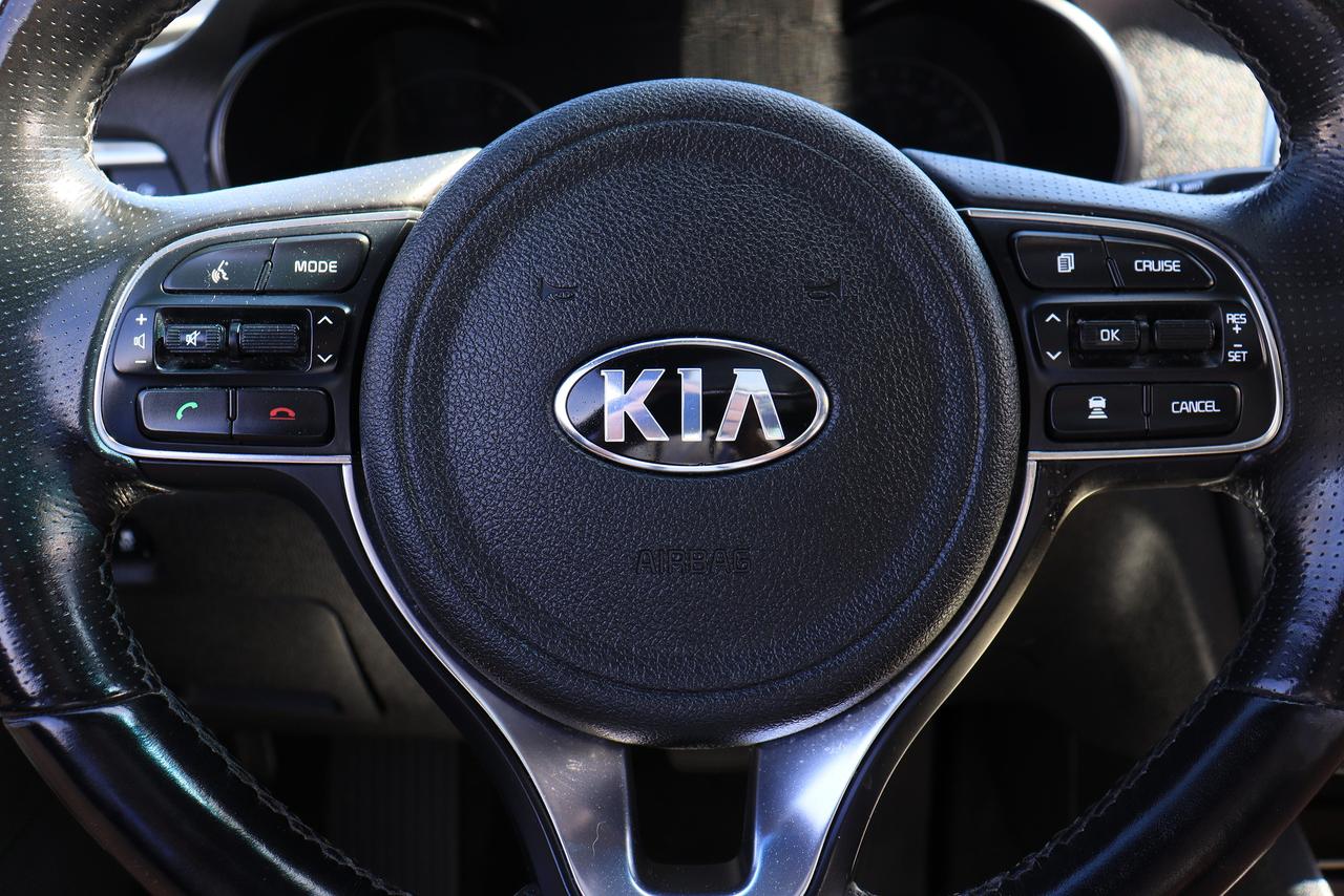 2018 Kia Optima SXL Turbo | Leather | Pano Roof | Nav | Cam | AC++ Photo19